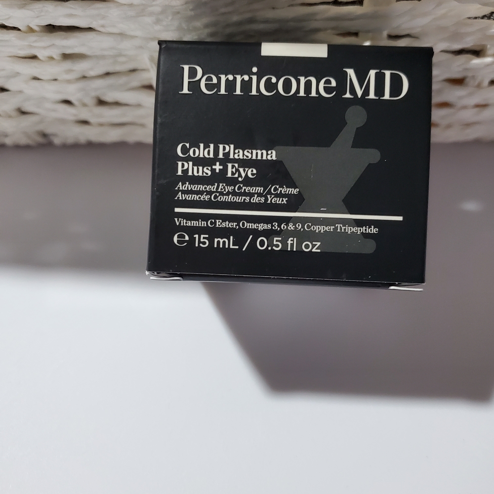 Perricone MD Cold Plasma Plus+ Eye Cream - Black and White